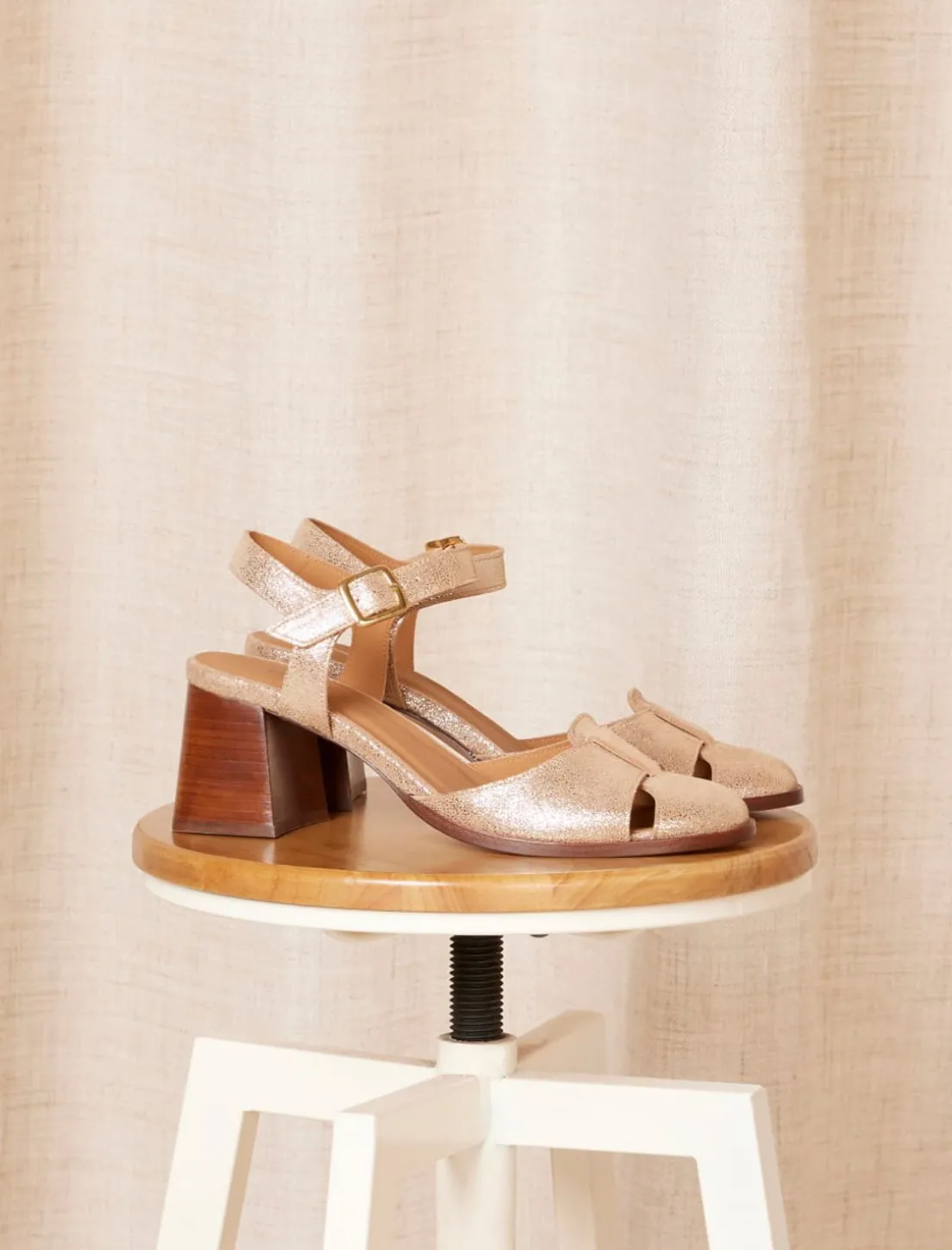 Femme Pied de Biche Amanda