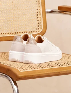 Femme Pied de Biche Chiara